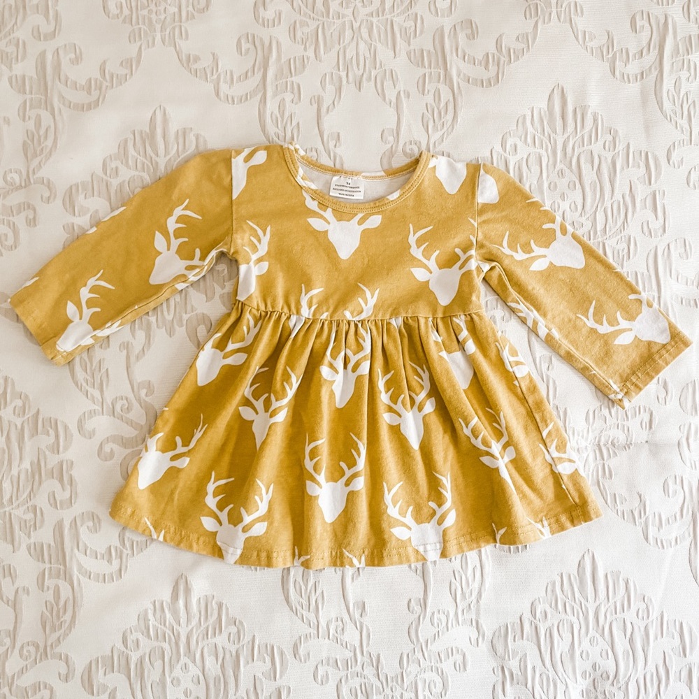 🏷SALE🏷Boutique Mustard Deer Top Size XS (12-18m) - Picture 1 of 2